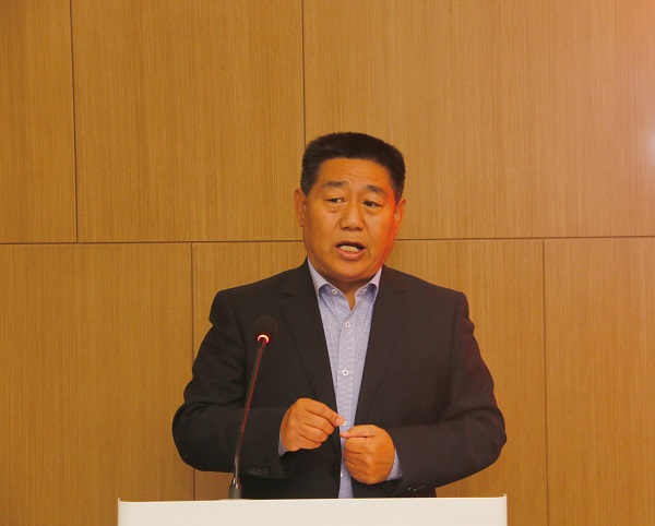 乐鱼官网党委书记张会民主持仪式.jpg