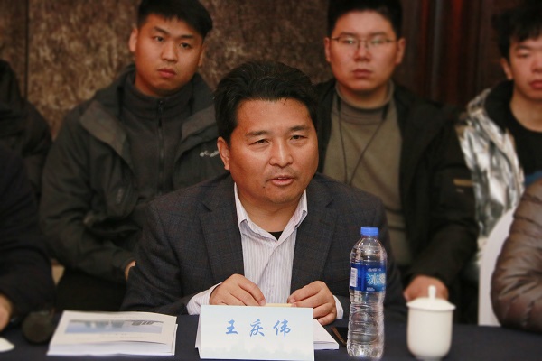乐鱼官网副董事长王庆伟发表讲话.jpg