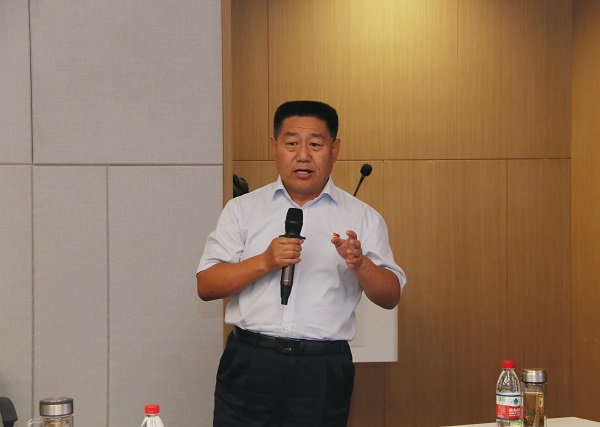 乐鱼官网党委书记张会民主持活动.jpg